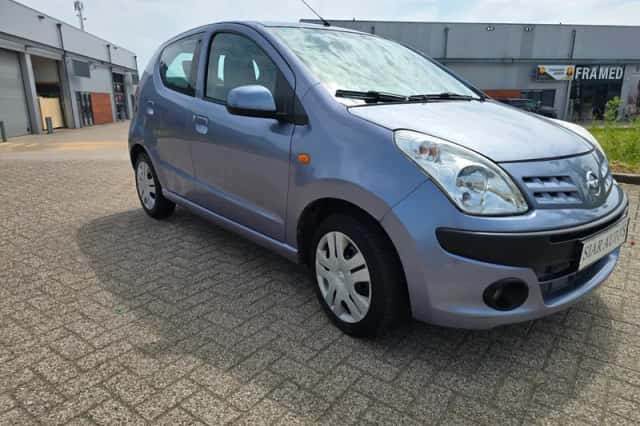 Nissan Pixo (2010) thumbnail 4