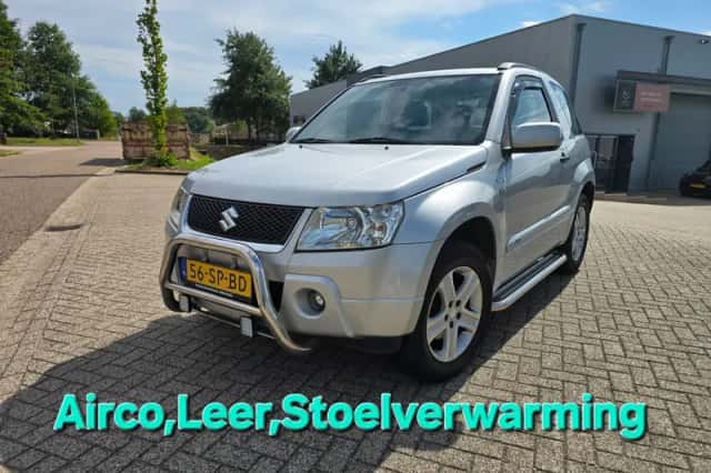 Suzuki Grand Vitara (2006) thumbnail 1