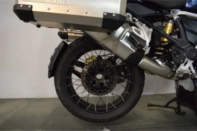 BMW R 1250 GS Adventure (2024) thumbnail 6