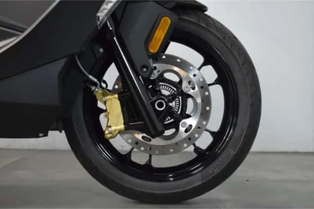 BMW C 400 GT (2024) thumbnail 6