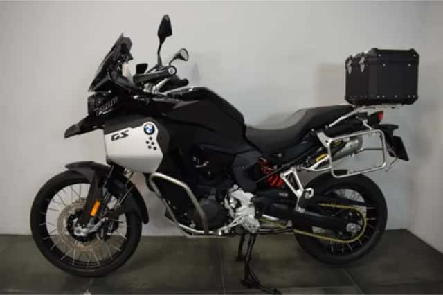 BMW F 900 GS Adventure (2025) thumbnail 2