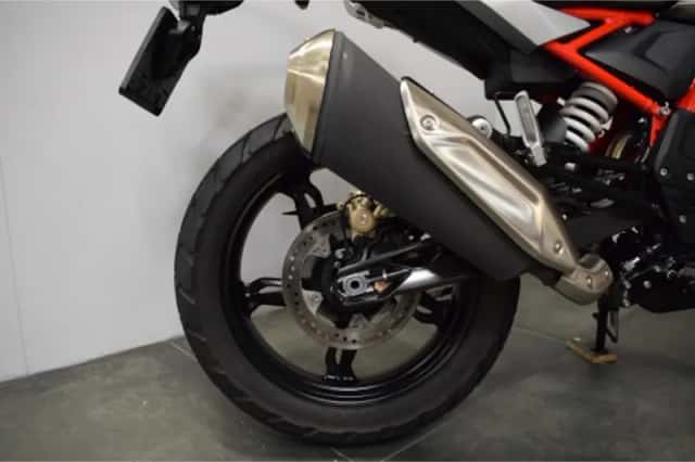 BMW G 310 GS (2024) thumbnail 6