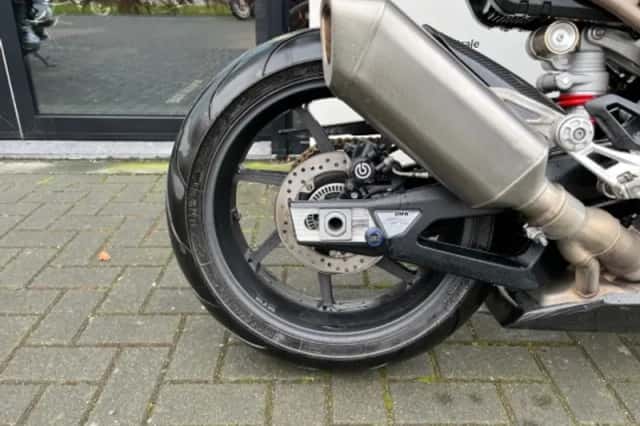 BMW S 1000 RR (2020) thumbnail 3