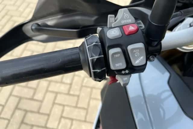 BMW S 1000 XR (2018) thumbnail 5