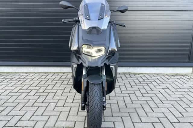 BMW C 400 X (2023) thumbnail 4