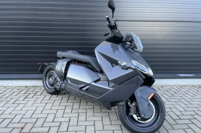 BMW CE 04 (2024) thumbnail 3