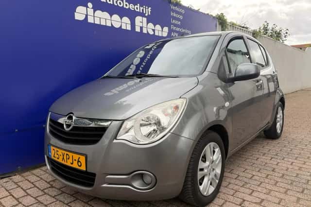 Opel Agila (2012) thumbnail 1