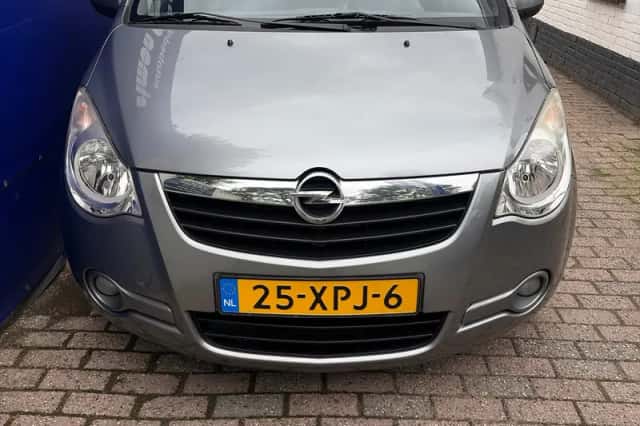 Opel Agila (2012) thumbnail 5