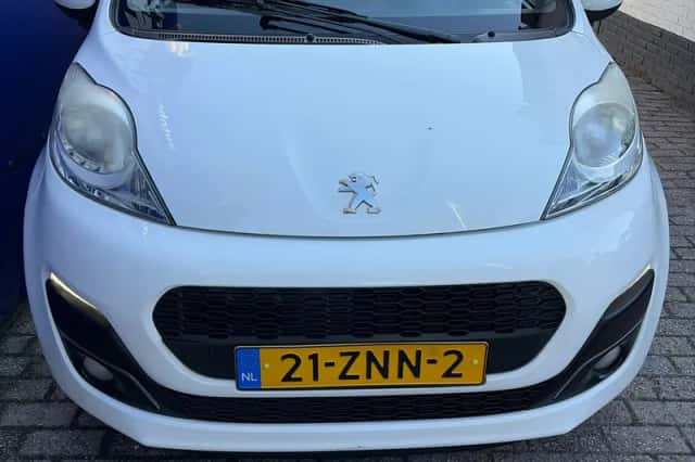 Peugeot 107 (2013) thumbnail 5