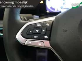 Volkswagen Golf (2021) thumbnail 23