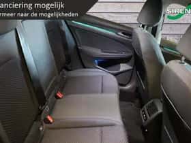 Volkswagen Golf thumbnail 50