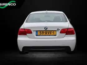 BMW 320i thumbnail 13