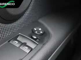 BMW 320i thumbnail 29