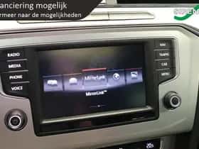 Volkswagen Passat thumbnail 32
