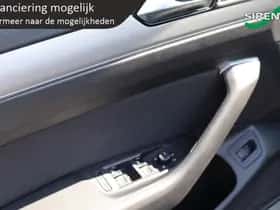 Volkswagen Passat thumbnail 35