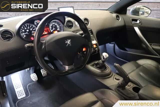 Peugeot RCZ (2011) thumbnail 5