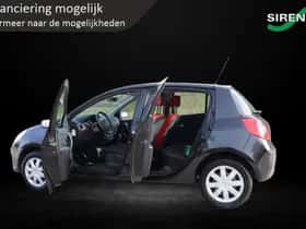 Renault Clio thumbnail 28