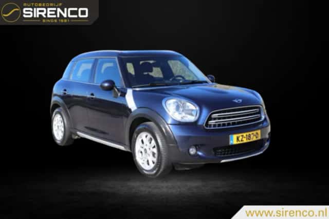 MINI Countryman (2017) thumbnail 1