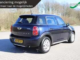 MINI Countryman (2017) thumbnail 3