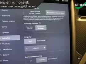 Tesla Model S thumbnail 31