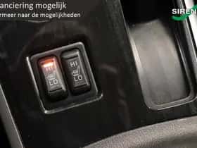 Mitsubishi Outlander (2015) thumbnail 16