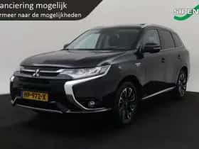Mitsubishi Outlander (2015) thumbnail 26