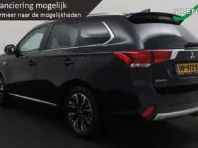 Mitsubishi Outlander (2015) thumbnail 27
