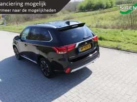 Mitsubishi Outlander (2015) thumbnail 47