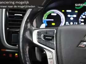 Mitsubishi Outlander (2015) thumbnail 50
