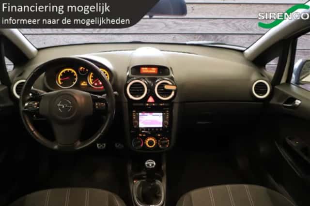Opel Corsa (2012) thumbnail 5