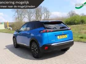 Peugeot e-2008 (2021) thumbnail 4