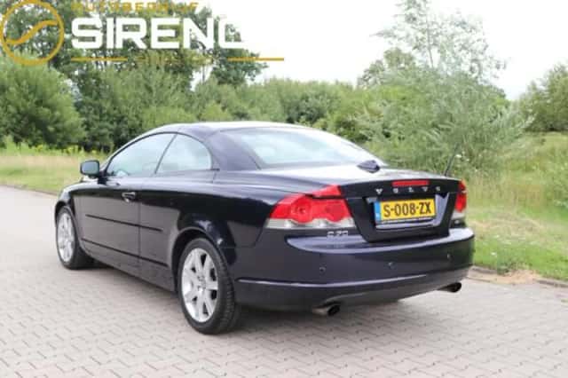 Volvo C70 (2023) thumbnail 4