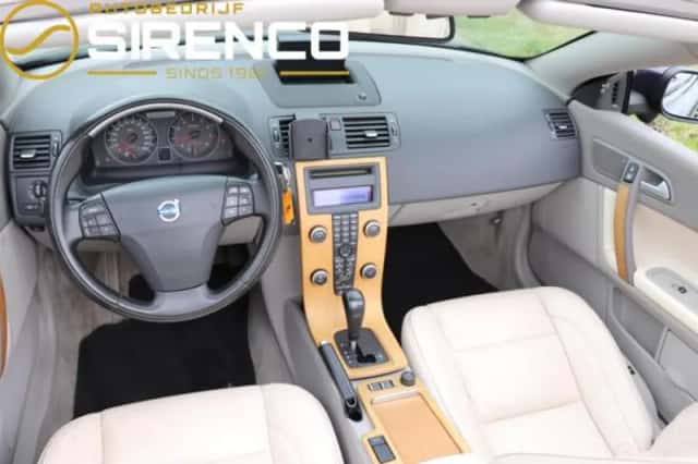 Volvo C70 (2023) thumbnail 5