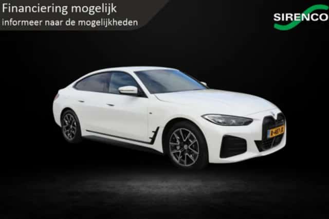 BMW i4 (2022) thumbnail 1