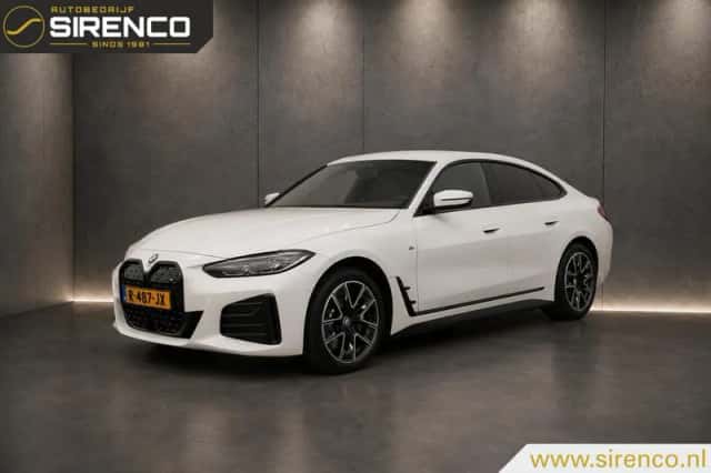BMW i4 (2022) thumbnail 1