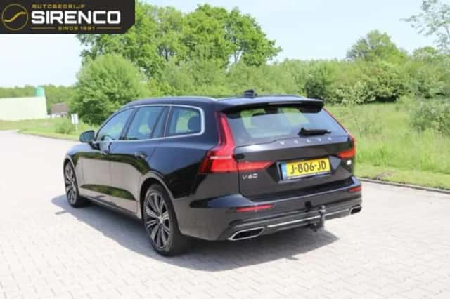Volvo V60 (2020) thumbnail 4