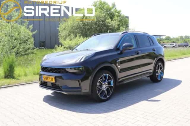 Lynk & Co 01 (2023) thumbnail 2