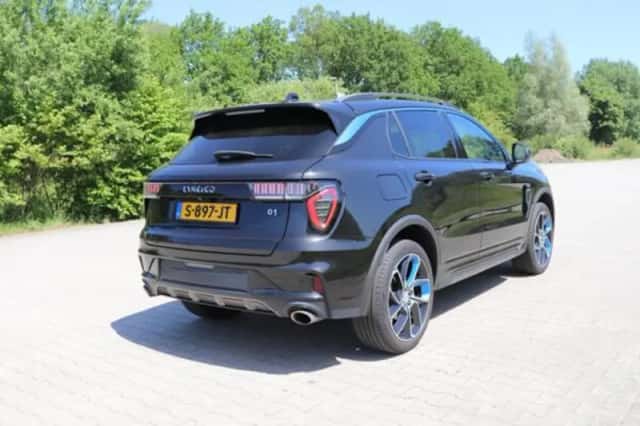 Lynk & Co 01 (2023) thumbnail 3