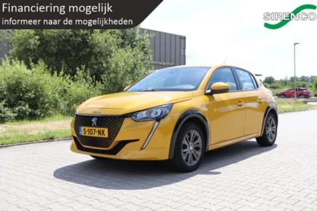 Peugeot e-208 (2023) thumbnail 2