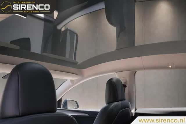 Tesla Model Y (2022) thumbnail 6