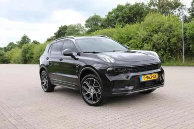 Lynk & Co 01 (2023) thumbnail 2