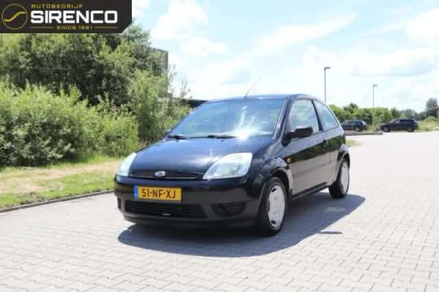 Ford Fiesta (2003) thumbnail 2