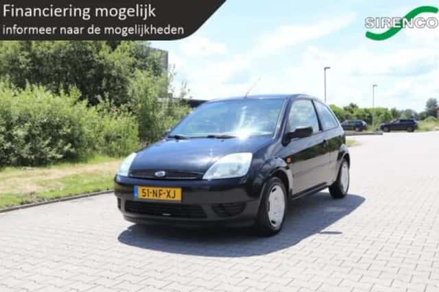 Ford Fiesta (2003) thumbnail 2