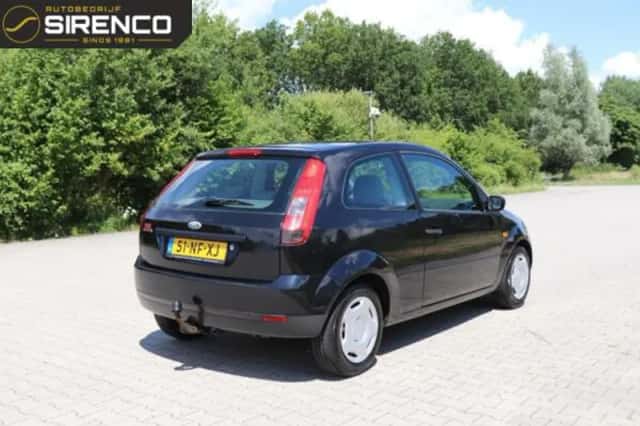 Ford Fiesta (2003) thumbnail 3