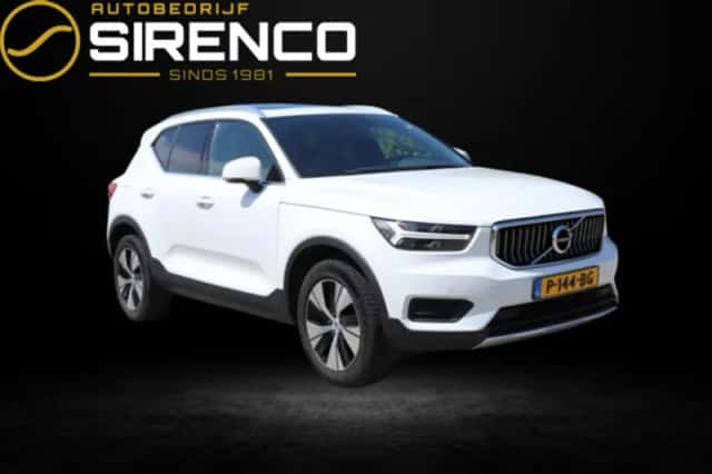 Volvo XC40 (2022) thumbnail 1