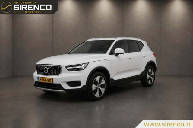 Volvo XC40 (2022) thumbnail 1