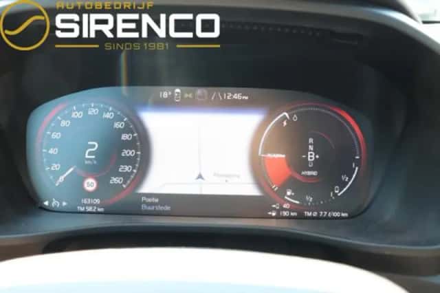 Volvo XC40 (2022) thumbnail 6
