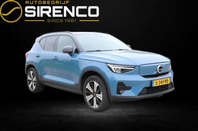 Volvo XC40 (2023) thumbnail 1
