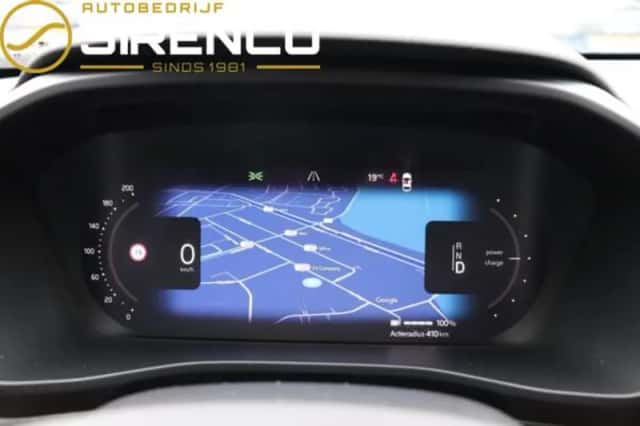 Volvo XC40 (2023) thumbnail 6