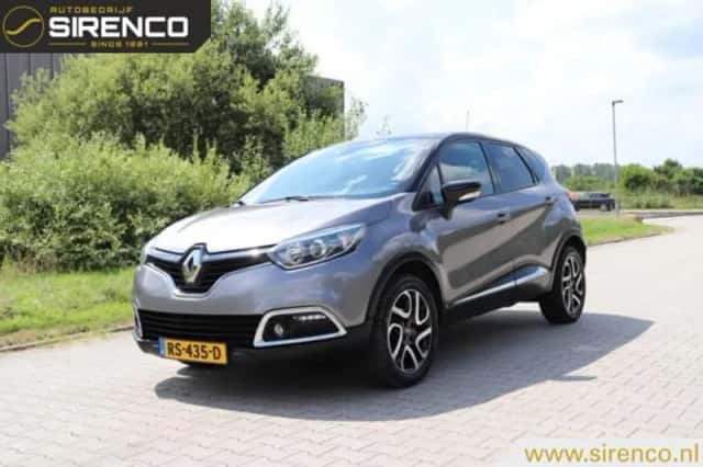 Renault Captur (2016) thumbnail 2